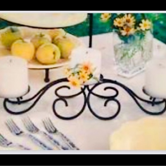 Southern Living At Home 3 Pillar Black Wrought IronCandle Holder - Picture 4 of 4